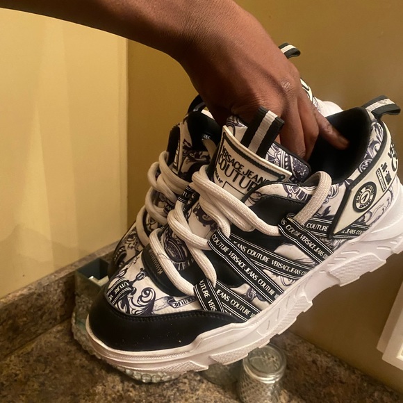 Versace shoes - Picture 3 of 5